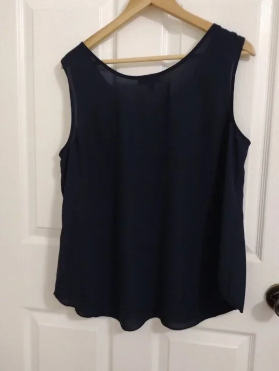 Alfani Sleeveless Blouse Bundle 3 Tops Large Black White Navy Flowy Workwear - Picture 8 of 10